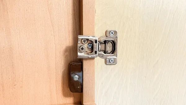 Simple Ways To Fix Kitchen Cabinet Doors